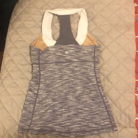 Lulu tank with built in padded bra - Picture 2 of 2